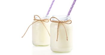YOGURT PROBIOTICO: UN AIUTO PER DENTI E GENGIVE